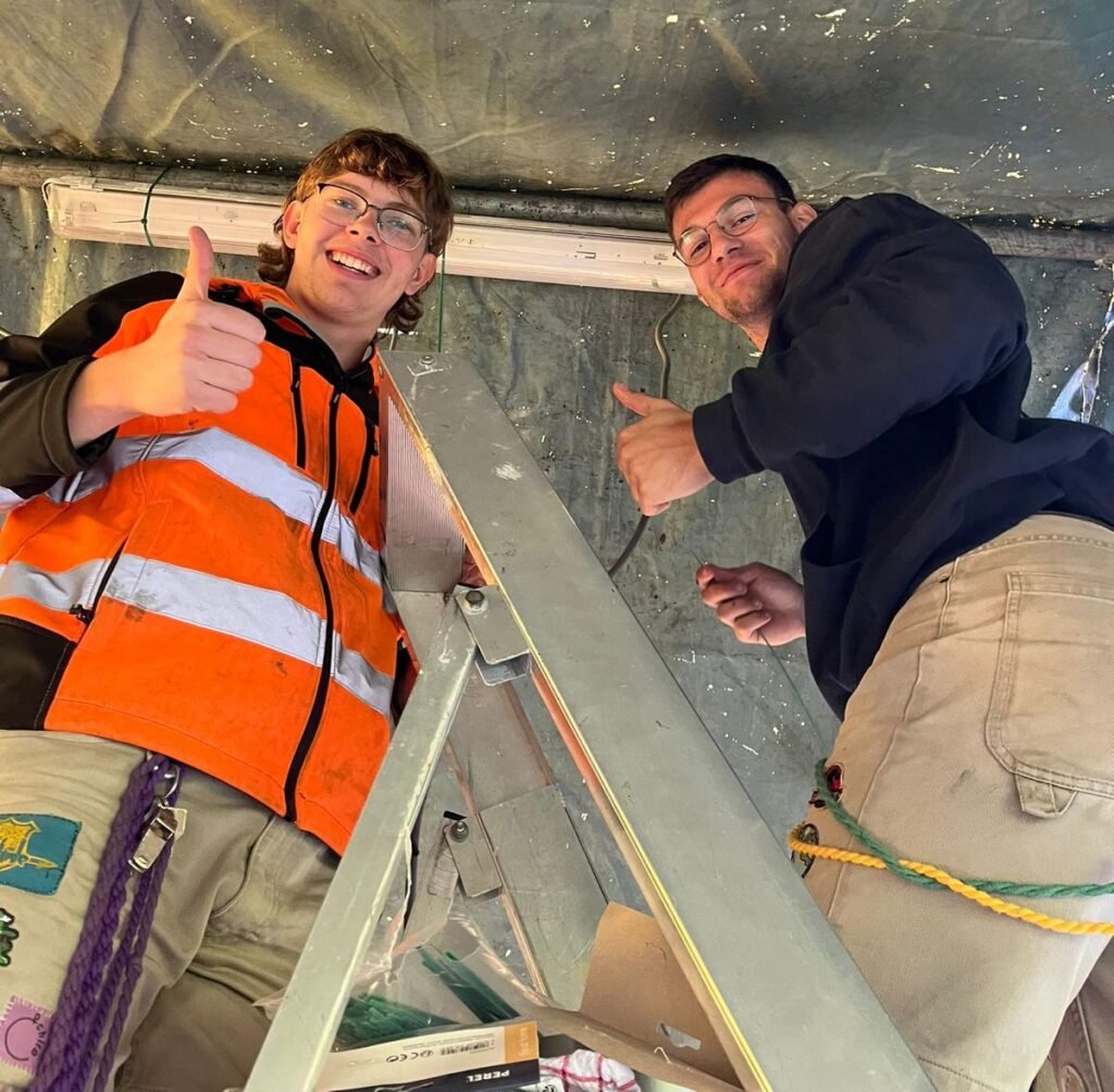 helpers2
